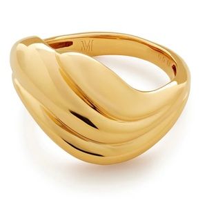 Monica Vinader Swirl Ring
18ct Gold Vermeil
